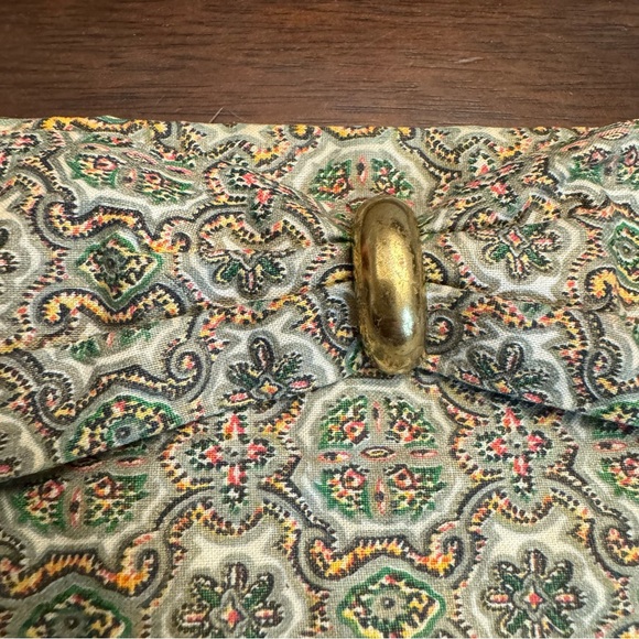 Super Cute Vintage Fabric Makeup or Accessories Bag - Picture 4 of 9